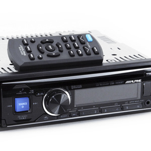 Alpine CDE-143EBT Bluetooth Car Receiver