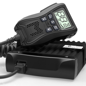 Crystal DB477D Compact 80 Channel 5W In-Car UHF CB radio Crystal DB477D Compact 80 Channel 5W In-Car UHF CB radio
