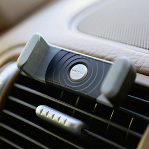 Kenu Airframe Portable Car Vent Mount for All Phones 4.7" Width Kenu Airframe Portable Car Vent Mount for All Phones 4.7" Width