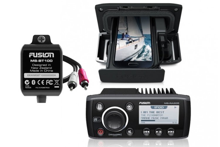 Fusion MSRA205USP Marine Ultimate Stereo Pack