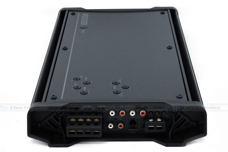 Kicker ZX700.5 5Channel Amplifier